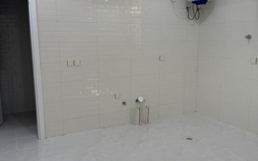 فيلا روف فاخرة للبيع – تصميم فريد وموقع مميز