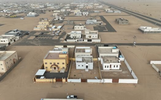 🔑 لا تفوّت الفرصة الذهبية لامتلاك فيلا شرقية في خياش – نجران