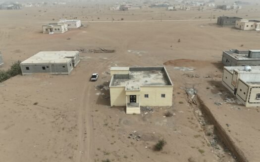 🏡 فرصة استثمارية واعدة – فيلا غير مكتملة التشطيب على مساحة واسعة في مخطط العزيزية