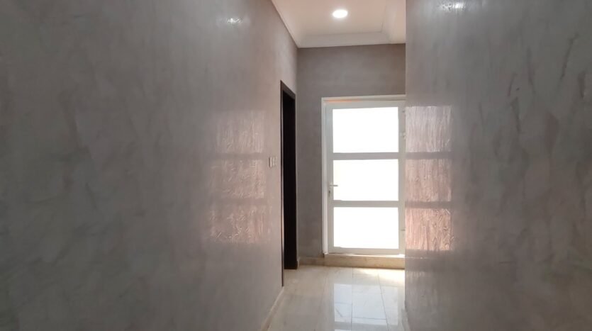 فيلا درة المنسك 305 متر