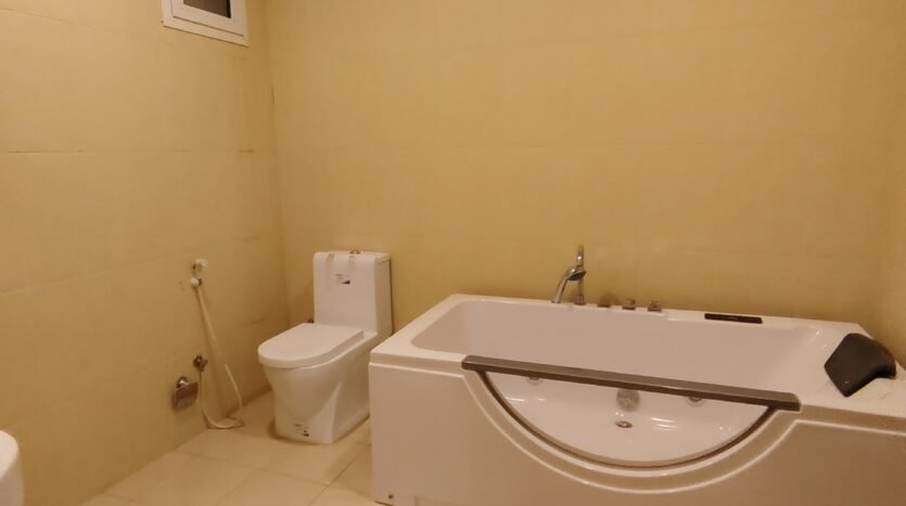 فيلا درة المنسك 305 متر