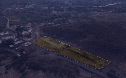 أرض خام 7,350م² في موقع حيوي – فرصة استثمارية لبناء مشروع سكني استثماري متكامل!