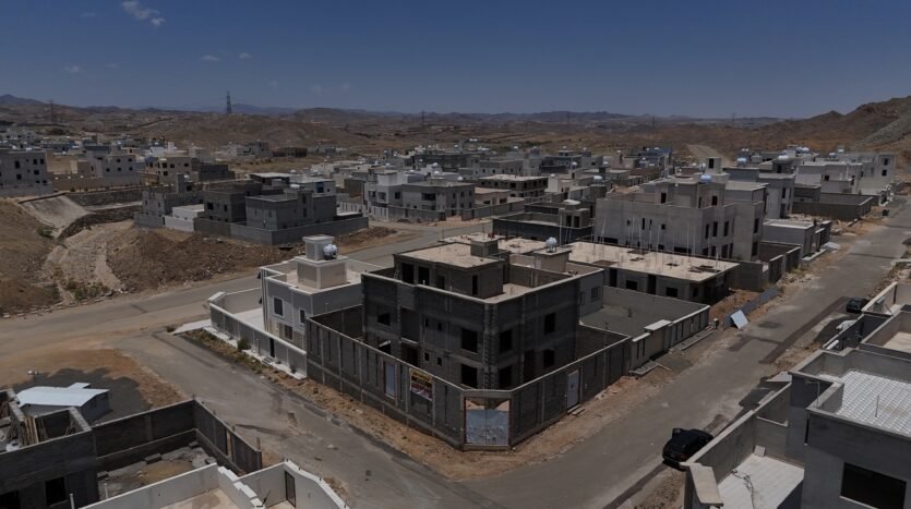 عمارة عضم روابي ابها حي السوسن