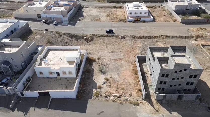 ارض سكنية حي طيبات مدينة عقيق