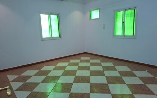 ملاذ الرفاهية والخصوصية: فيلا دوبلكس عصرية بتصميم استثنائي على نصف أرض!