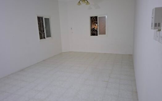 استأجر شقتك الجديدة في موقع متميز: شقة بالدور الأول العلوي بجوار سجن أبها العام بتصميم عملي ومريح!