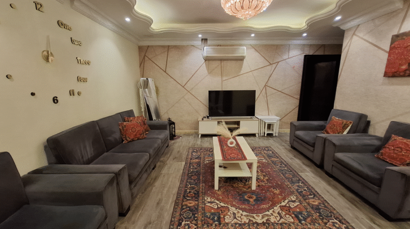 عمارة حي العرين – أبها | 3 أدوار + بدروم | مؤثثة بالكامل