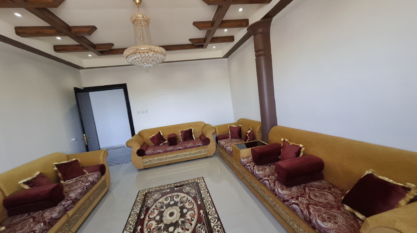 عمارة حي العرين – أبها | 3 أدوار + بدروم | مؤثثة بالكامل
