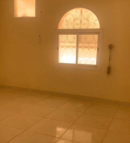 شقة للإيجار مع حوش ومدخلين
