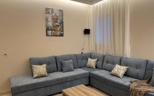 🏡 شقة واسعة للإيجار في أبها – حي المنسك (المروج)فرصة سكنية رائعة لعشاق الهدوء والموقع الحيوي