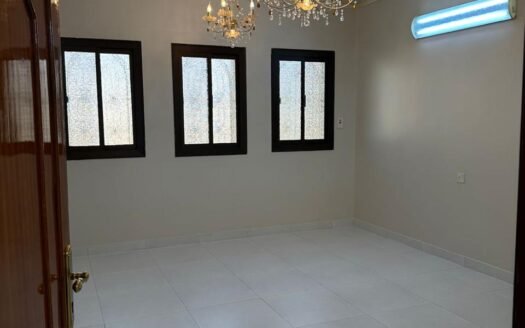 🏡 دور ثاني مستقل  للإيجار السنوي بحي النميص  – موقع مميز وإطلالة جميلة ✨