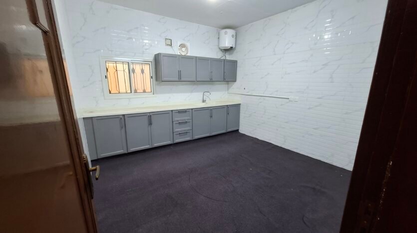 عمارة ذرة 400م