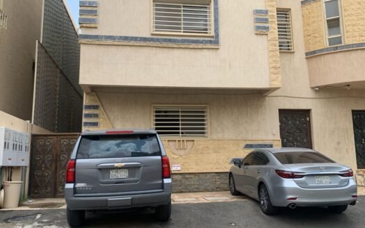 ✨ شقة مميزة للإيجار في حي المروج ✨📍 موقع هادئ وقريب من المسجد