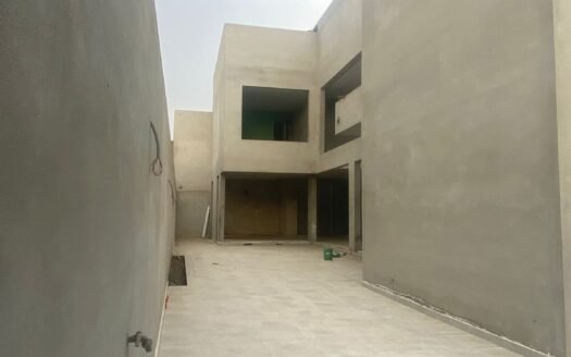 🏡 فيلا نيو كلاسيك للبيع – تصميم راقٍ ومساحات واسعة