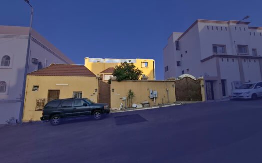 فيلا متظاهرة بالمروج