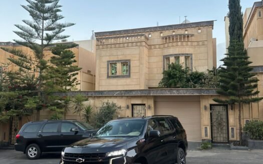 🏡 فيلا فاخرة بتصميم عصري ومواصفات راقية – فرصة مميزة للسكن والاستثمار