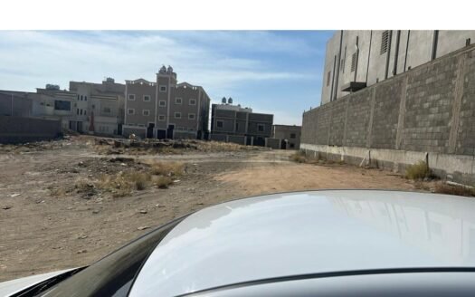 أرض للبيع – موقع مميز بالقرب كبري الثمانين