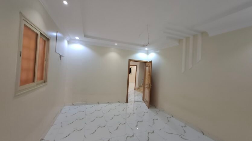 فيلا خميس 283م