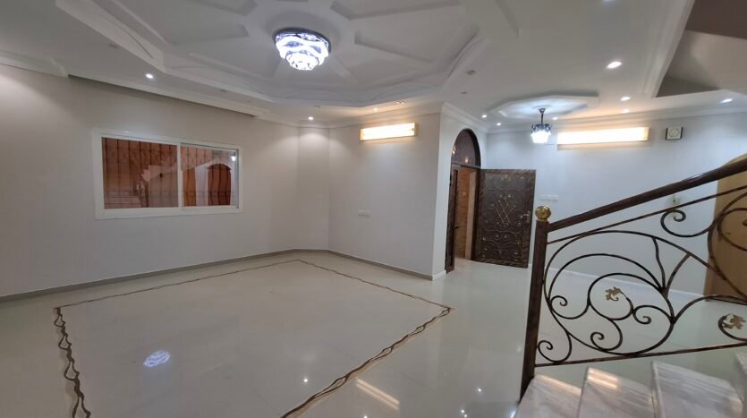 فيلا متظاهرة بالمروج