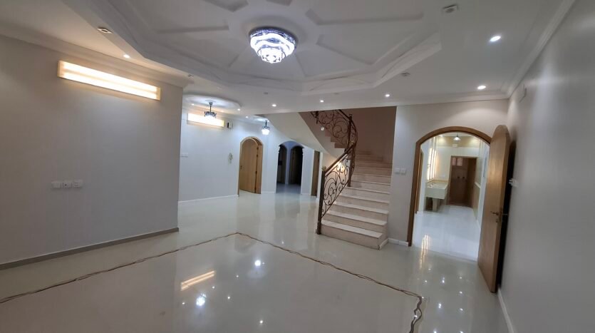 فيلا متظاهرة بالمروج