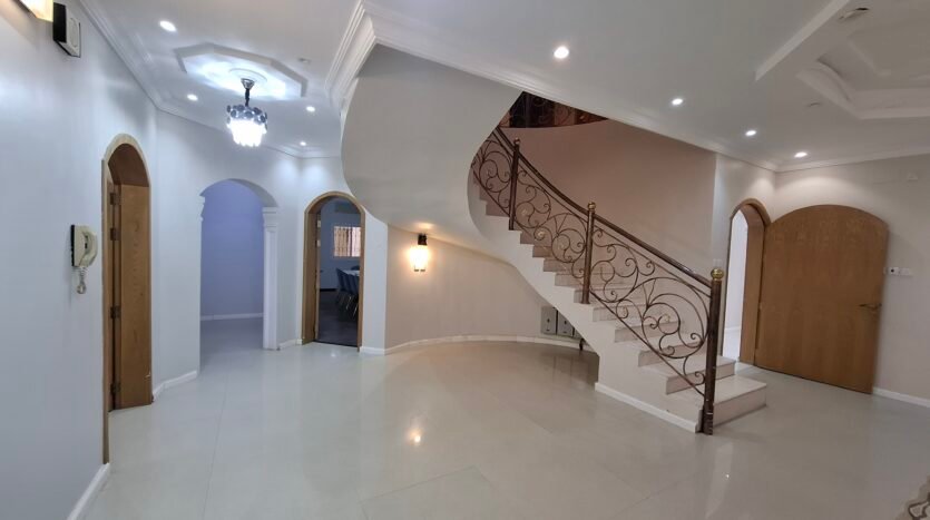 فيلا متظاهرة بالمروج