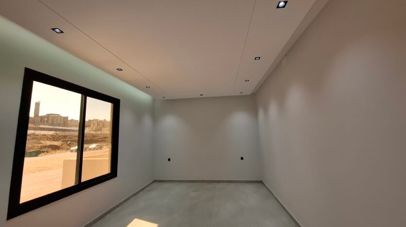 شقة بالقرب من اشارة المنسك دور ارضي رقم 7