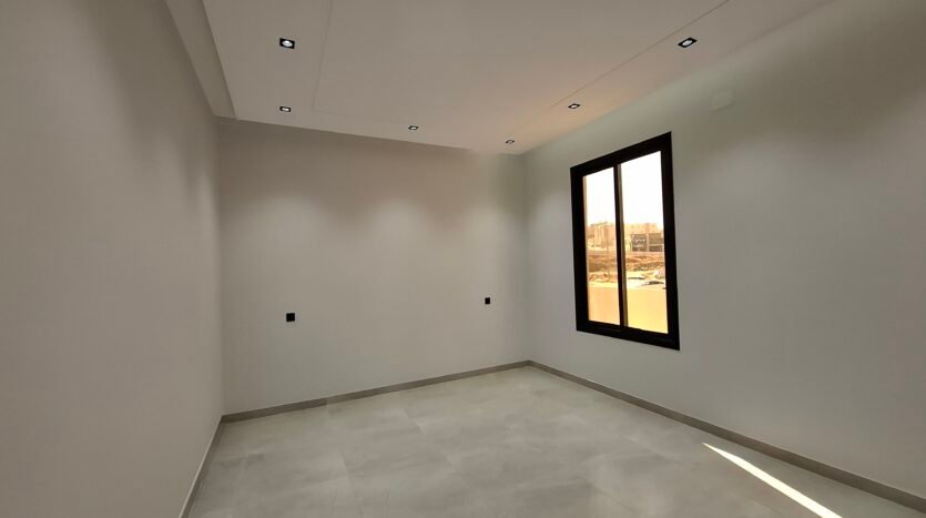 شقة بالقرب من اشارة المنسك دور ارضي رقم 7