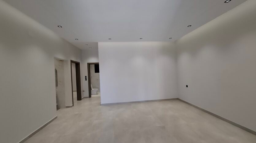 شقة بالقرب من اشارة المنسك دور ارضي رقم 7