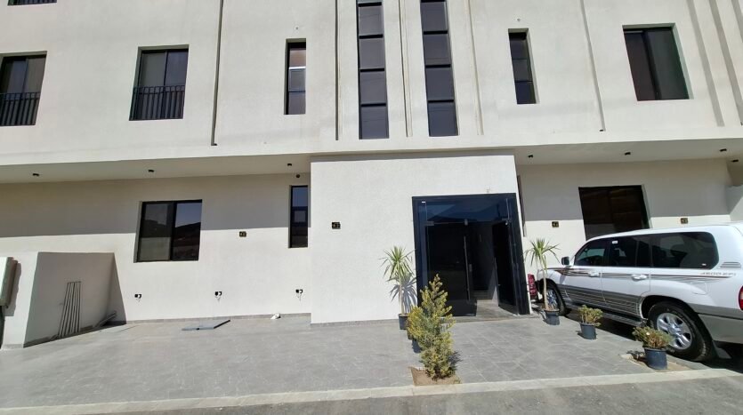 شقة بالقرب من اشارة المنسك دور ارضي رقم 7