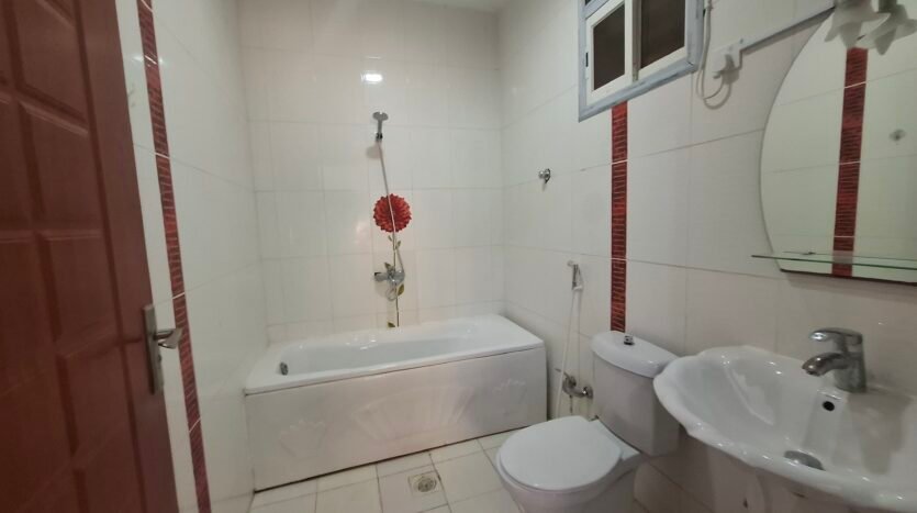 شقة غرفتين وصاله مؤثثة