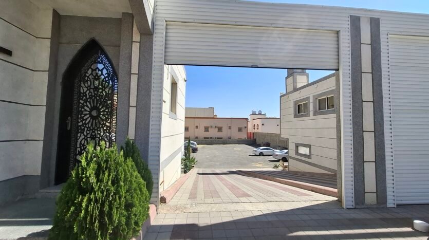 شقق للايجار مؤثثة وبلاطه في المروج