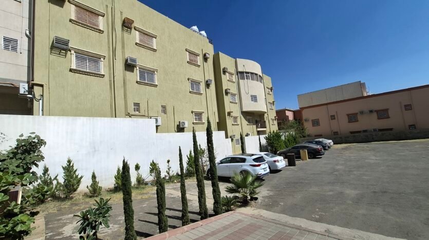 شقق للايجار مؤثثة وبلاطه في المروج