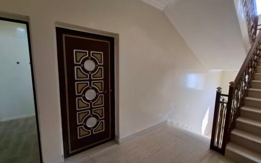 شقتين دور أول للإيجار – حي الواحة (موقع مميز وهادئ)