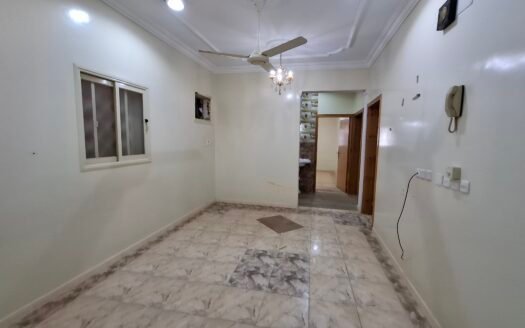 شقتين دور أول للإيجار – حي الواحة (موقع مميز وهادئ)