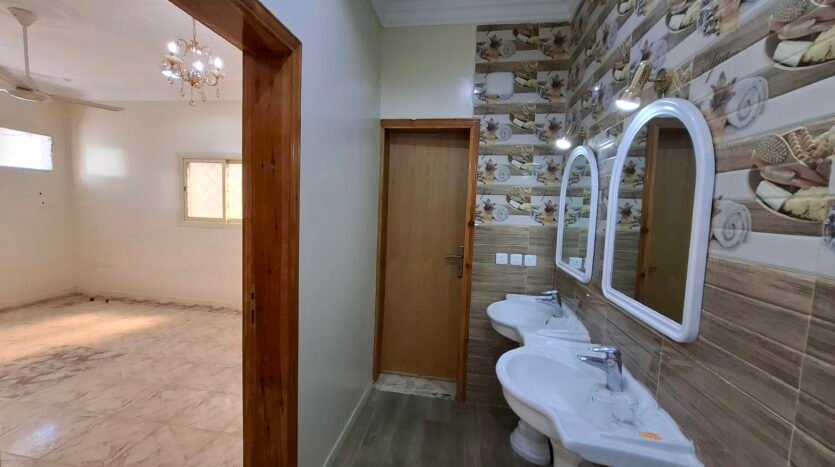 شقه للايجار خميس مشيط