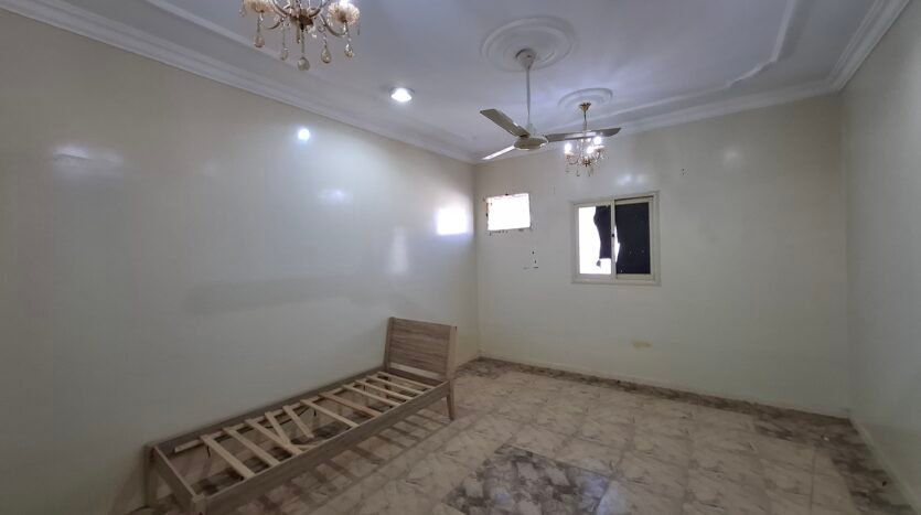 شقه للايجار خميس مشيط