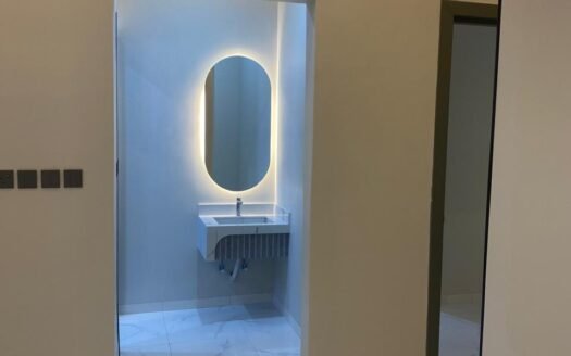 روفين للبيع في المحالة – موقع مميز ومساحة واسعة 🔹