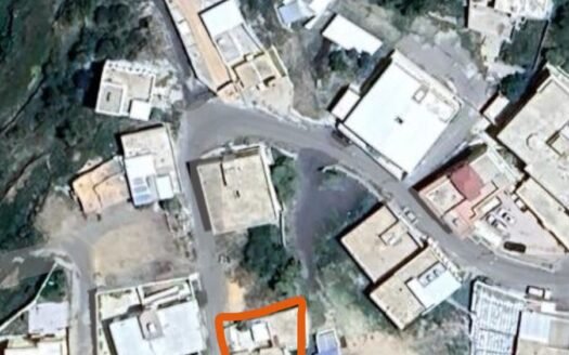 بيت للبيع دور قديم في وسط بللسمر قريب من جامع الاثنين